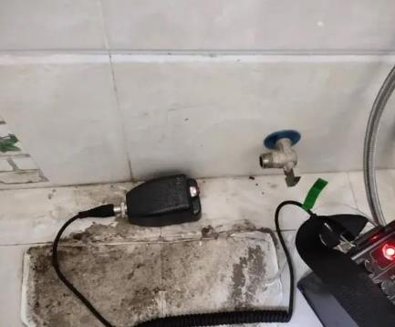 武胜屋顶漏水维修公司分享下卫生间漏水的危害及解决方法